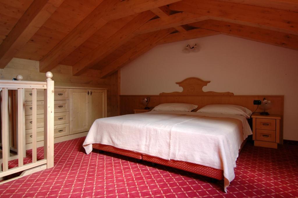 Residence Pez Gajard San Martino Di Castrozza Bilik gambar