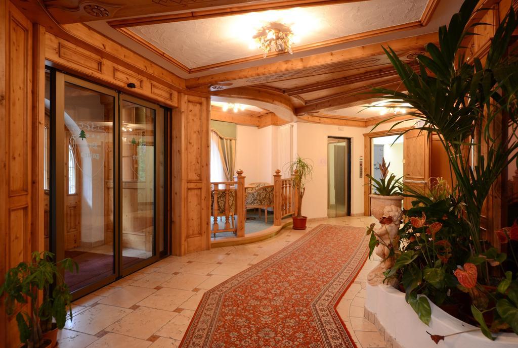 Residence Pez Gajard San Martino Di Castrozza Luaran gambar