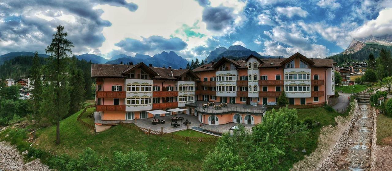 Residence Pez Gajard San Martino Di Castrozza Luaran gambar