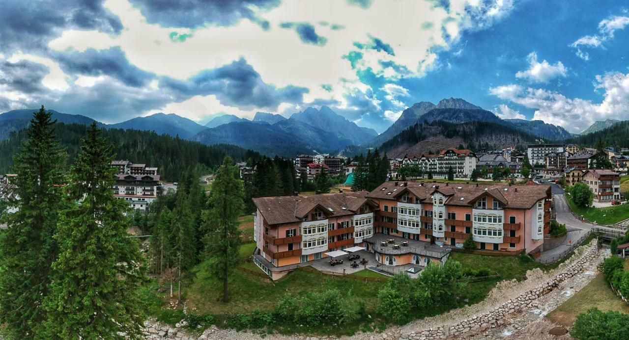 Residence Pez Gajard San Martino Di Castrozza Luaran gambar